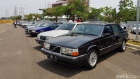  Ada mobil Volkswagen Karamann Ghia, Timor, Corolla DX, Volvo jadul, Mercy dan BMW klasik, hingga Toyota Crown hadir di gelaran ini. Foto: Rangga Rahadiansyah
