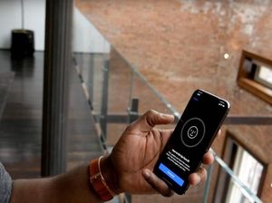 Google Ingin Boyong Face ID iPhone ke Android Q