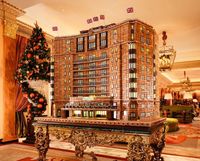 Hotel Mewah Ini Membuat Miniatur Hotel Seperti Aslinya dari Kue Jahe