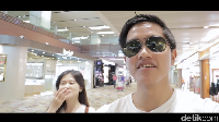 Ia pulang ke Solo bersama Felicia untuk menghadiri pernikahan sang kakak, Kahiyang Ayu. (Foto: Dok. Screenshot Youtube Kaesang)