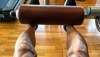 Pria berusia 28 tahun ini kerap berlatih di gym dan berkutat dengan alat-alat kebugaran, mempraktikkan beragam latihan ketahanan fisik dan kekuatan otot. Foto: Instagram/andreaiannone