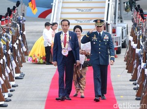 Jokowi Hadiri Pembukaan KTT ASEAN Ke-31 di Manila, Filipina