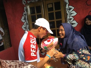 Tata Kampung Bayam, Sandiaga akan Tampung Usul Warga