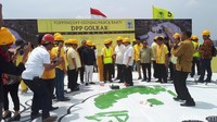 Pembangunan gedung ini komitmen saya sebagai Ketum Golkar untuk pembangunan partai yang modern. Daya tampung kantor sekarang sudah tidak memadai, ujar Novanto saat memberikan sambutan