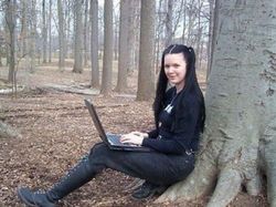 Deretan Hacker Cantik yang Gegerkan Dunia