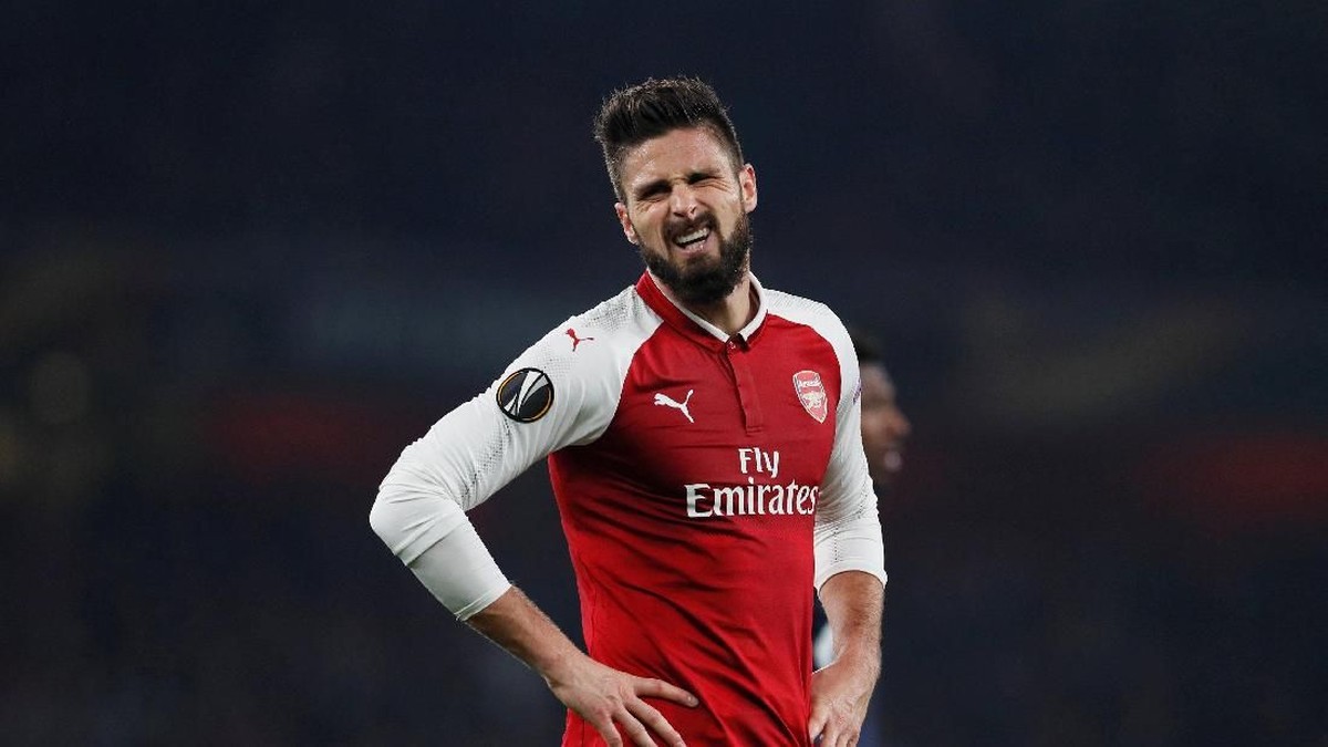 Oliver Giroud tak bisa diturunkan melawan Tottenham Hotspur karena cedera (Foto: David Klein/Reuters)