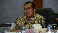 Ketua Komisi I DPR dari F-PKS Abdul Kharis Almasyhari menyayangkan pengakuan Presiden Amerika Serikat Donald Trump atas Yerusalem sebagai ibu kota Israel. Kharis menilai kebijakan Trump itu akan merusak perdamaian dunia. Langkah seperti itu akan merusak semua upaya perdamaian dan memicu ketegangan dan konflik baru. (Foto: dok. PKS)
