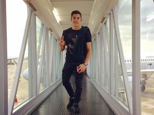 Foto: Gaya Fashion Sederhana Marc Marquez, Si Imut Juara MotoGP 2017