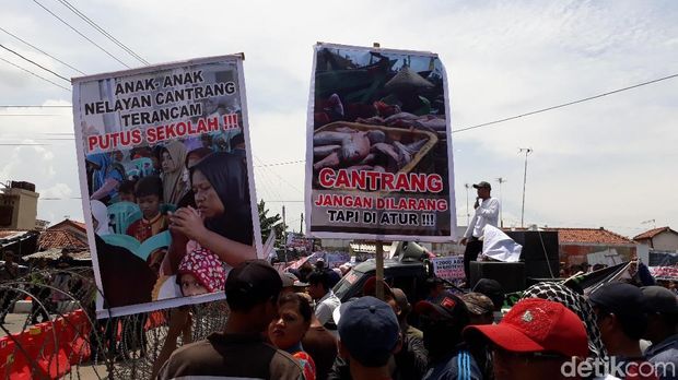 Tolak Laragan Jaring Cantrang, Nelayan Tegal Hadang Menteri Susi