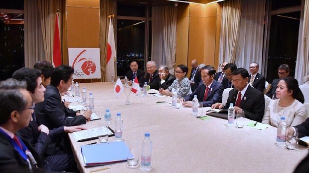 Bertemu Jokowi, PM Jepang Puji Iklim Investasi Indonesia