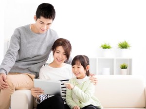 5 Perbedaan Orang Tua Jaman Now dan Zaman Dulu