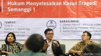 Usman Hamid (tengah) memberikan pemaparan.