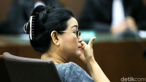 Miryam Haryani.