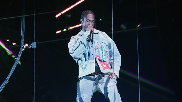 Tak Seperti Travis Scott, 7 Artis Ini Mogok Nyanyi Saat Penonton Rusuh