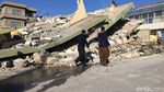Foto: Gedung-gedung Rontok karena Gempa 7,3 SR di Iran
