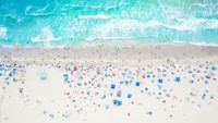 Ia ingin merekam semua pengalaman selama perjalanan. Begitulah caranya perlahan memasuki dunia fotografi. Foto berikut adalah sebuah Pantai Santa Monica, California (CNN Travel/Jin-Woo Prensena)