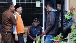 Foto: Tawa Wawan Jenderal NII Usai Divonis 10 Tahun Penjara