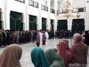Lantik Pimpinan Baru Kota Tasik, Aher: Kembangkan Ekonomi Kreatif
