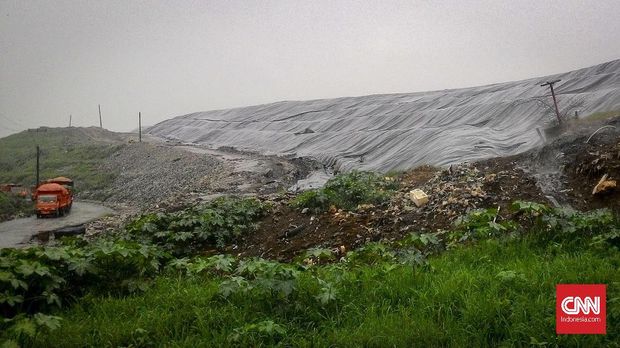 Tempat Pembuangan Sampah Terpadu (TPST) Bantargebang, Bekasi, Jawa Barat.