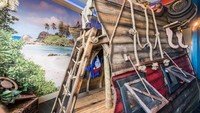 Kamu pecinta bawah laut akan dibuat terpesona dngan tema kamr yang satu ini, wreck. (dok Exclusive Private Villas)