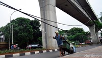 Pemprov DKI Jakarta memang terus berupaya mengatasi kabel yang semrawut di beberapa tempat di Jakarta salah satunya menerapkan sistem jaringan utilitas terpadu atau ducting utility. 