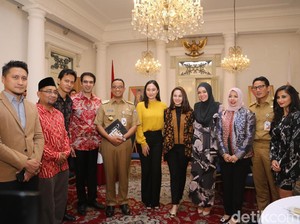 Datangi Balai Kota, Pemain Ayat-Ayat Cinta 2 Ingin Undang Anies-Sandi Nonton