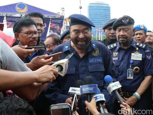 Surya Paloh ke Ridwan Kamil: Soal Cawagub, Atur Aja!