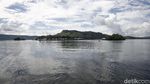 Geliat Kehidupan Warga di Danau Sentani