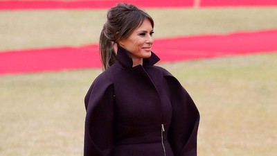 Foto: Melihat Penampilan Melania Trump di Asia dengan Total Rp 500 Jutaan