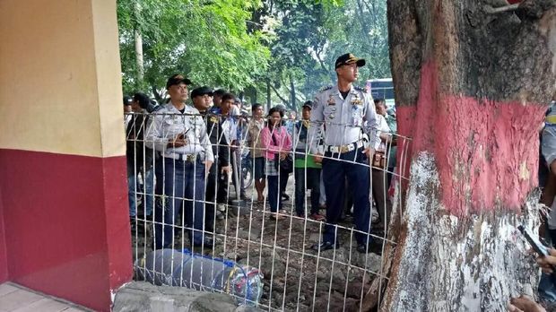 Penemuan benda mencurigakan menggegerkan Terminal Kampung Rambutan
