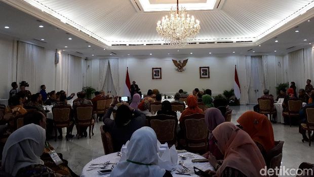  Wapres JK bertemu simposium guru besar KAHMI, Selasa (14/11/2017)