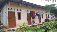 R (28) dan M (20) digerebek warga di sebuah kontrakan di wilayah Desa Sukamulya, Cikupa, Kabupaten Tangerang pada Sabtu (11/11) lalu.