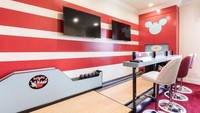 Kamu yang mau olah raga indoor tak perlu khawatir, karena villa juga menyediakan tempat bowling. (dok Exclusive Private Villas)