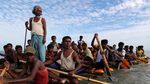 Dramatisnya Perjuangan Pengungsi Rohingya Seberangi Sungai