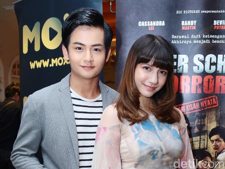 Pacaran, Randy Martin dan Cassandra Lee Banyak Dapat Untung Pacaran, Randy Martin dan Cassandra Lee Banyak Dapat Untung