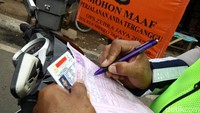 Jumlah pelanggaran lalu lintas tahun ini meningkat dibanding tahun 2016.