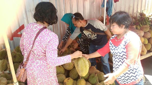 Pasar durian Purworejo