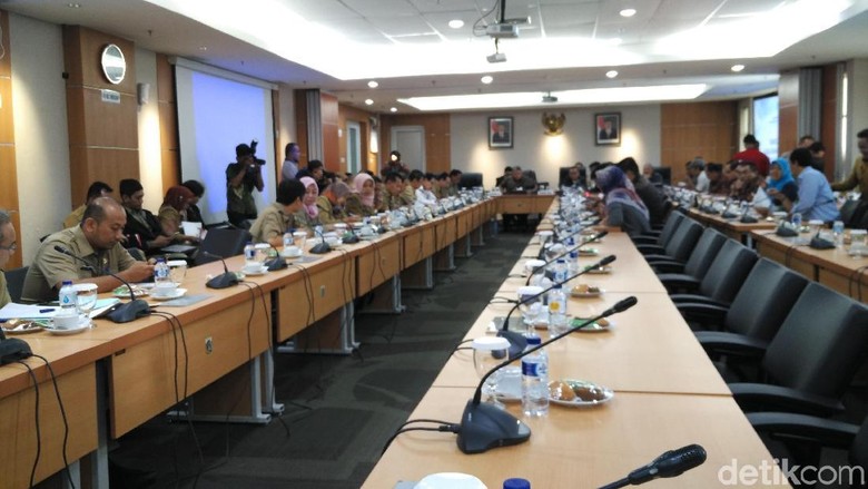 Anies-Sandi Usul Hapus PMD 5 BUMD, DPRD Tak Setuju Anies-Sandi Usul Hapus PMD 5 BUMD, DPRD Tak Setuju