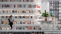 Selain memiliki desain keren dan koleksi buku yang banyak, perpustakaan ini juga memiliki ruang baca, kantor hingga area lounge (dok MVRDV)