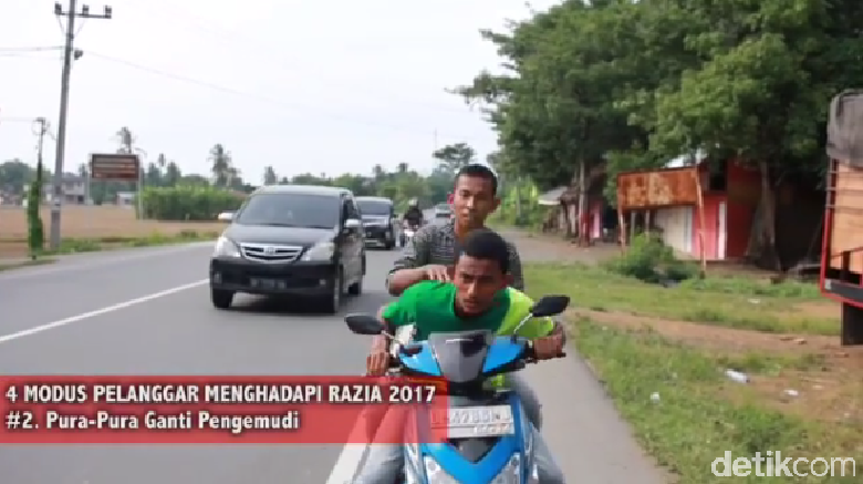 Parodi Operasi Zebra Satlantas Aceh Besar (Foto: Instagram Satlantas Aceh Besar) Parodi Operasi Zebra Satlantas Aceh Besar (Foto: Instagram Satlantas Aceh Besar)
