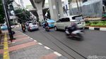 Duh, Kabel Semrawut Bahayakan Pengguna Jalan