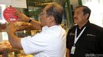 Walikota Jaksel Laksanakan Program Stikerisasi BPJS TK