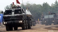 Sementara itu, Kepala Staf TNI Angkatan Laut Kasal Laksamana TNI Ade Supandi menjadi inspektur upacara ini. Sedangkan Kolonel Marinir Umar Farouq menjadi pemimpin upacara.