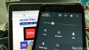 Kedua, matikan semua koneksi WiFi dan data mobile. Foto: Adi Fida Rahman/detikINET