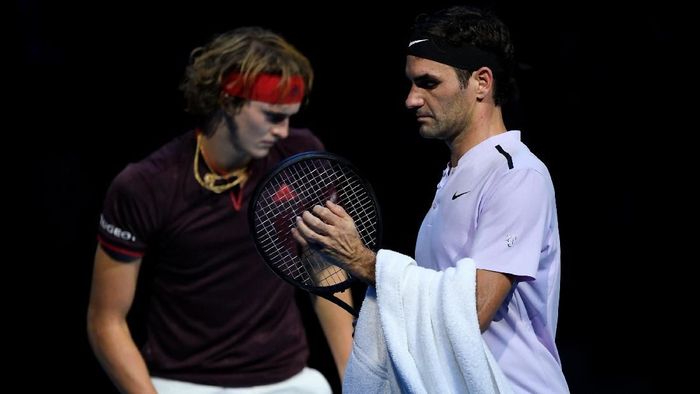 Roger Federer dan Alexander Zverev (Tony OBrien/Action Images via Reuters) Roger Federer dan Alexander Zverev (Tony OBrien/Action Images via Reuters)