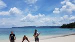 Kilas Balik Liburan Is yang Akan Keluar dari Payung Teduh