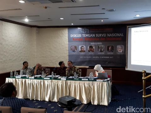 Rilis survei LSI, 15 November 2017