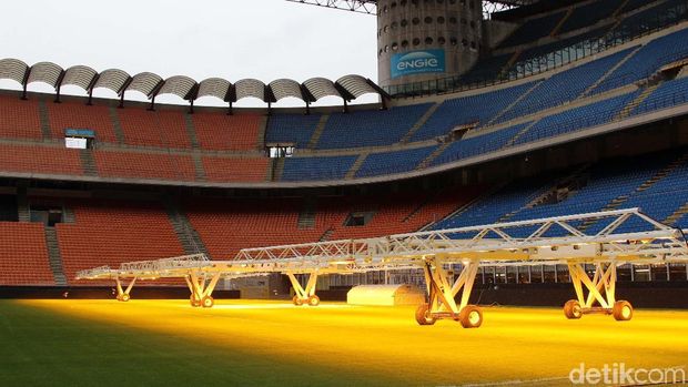 Stadion San Siro di Milan menjadi saksi bisu tumbangnya Tim Gli Azzurri dan gagal lolos ke Piala Dunia 2018. Seperti apa wujud stadion San Siro?