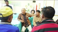 Sasakawa sering mengibaratkan kusta itu sebagai sepeda beroda dua. Roda pertama adalah penyakitnya sedangkan roda kedua merupakan stigma yang ada. Untuk mengembalikan kesehatan pasien kusta, kedua hal ini harus berjalan seiringan. (Foto: Aisyah Kamaliah/detikHealth)