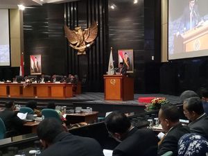 Saat Anies Terharu Ceritakan Warga Bukit Duri di Paripurna DPRD